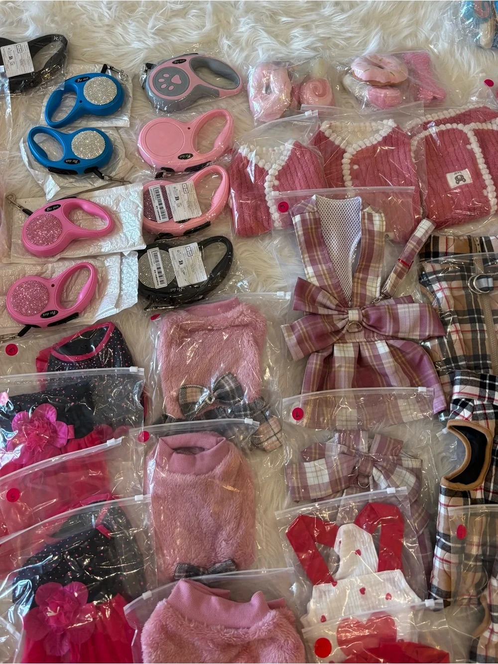 Assorted Small Pet Clothing Bundle - Make An Offer 89 Pieces. - Picture 6 of 7